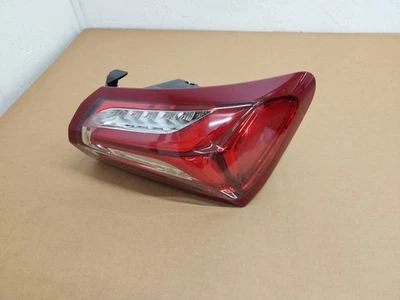 Luz trasera derecha Chevrolet Malibu 2019-2025 lámpara de freno exterior derecha 84595943 #H456 Foto 1 de 4