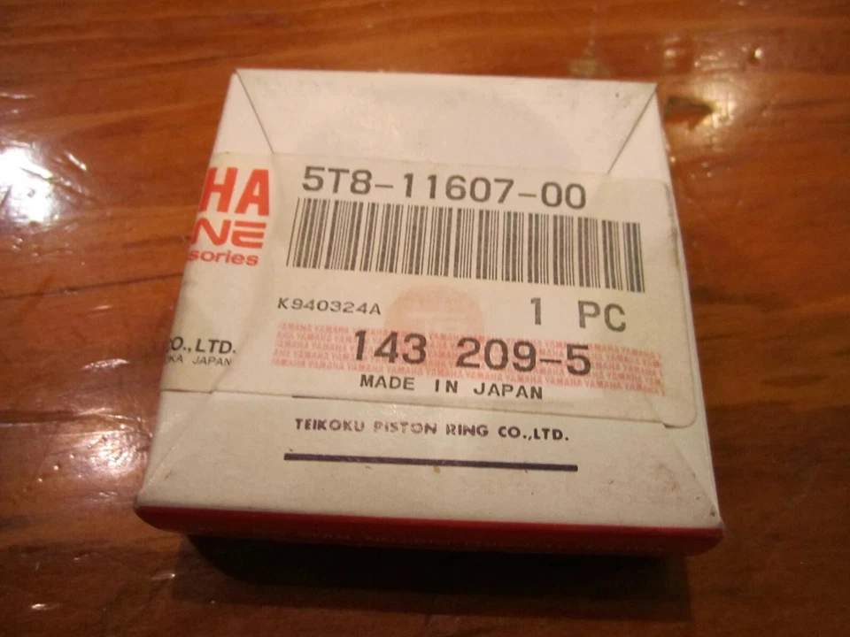 Yamaha YZ80 YZ 80 1974-82 4º sobre 1,0 anillos de pistón 5T8-11607-00-00 Foto 1 de 1