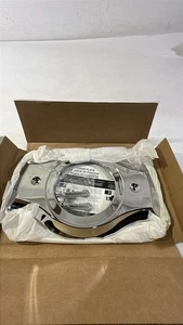 Moen 1920 Remodeling Shower Cover Plate for 3-Handle or 2-Handle Shower - Chrome - Picture 1 of 2