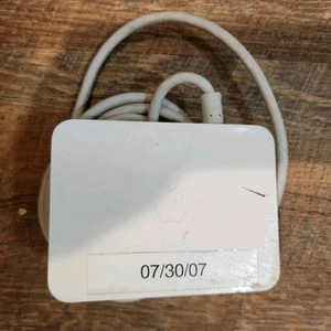 Authentic Apple A1097 Power Adapter - Cinema HD Display 90W Power Adapter - Afbeelding 1 van 3