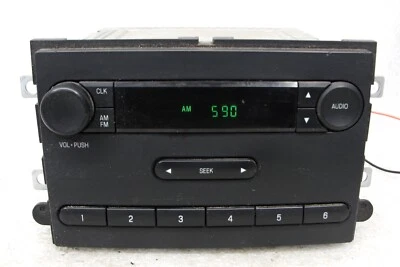 Ford OEM RADIO AM/FM sintonizador Econoline Van E150 E350 F250 F350 XL 08-16 2 altavoces Foto 1 de 4