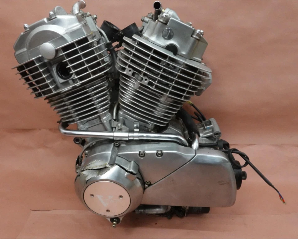 1994 - 1998 年本田 Shadow Spirit 1100 VT1100 发动机电机变速器 — 第 1/4 张图片