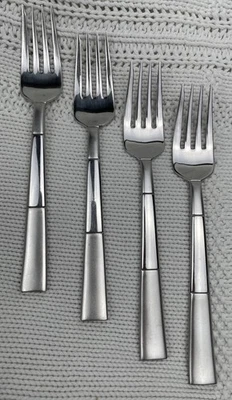 Lot Of 4 Oneida ECHO 18/10 Stainless flatware Salad dessert Forks 7 1/8” - Image 1 of 4