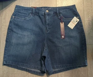 Gloria Vanderbilt Size 12 Women's Jean Shorts Slimming Jacqueline Embel. NEW - Picture 1 of 9