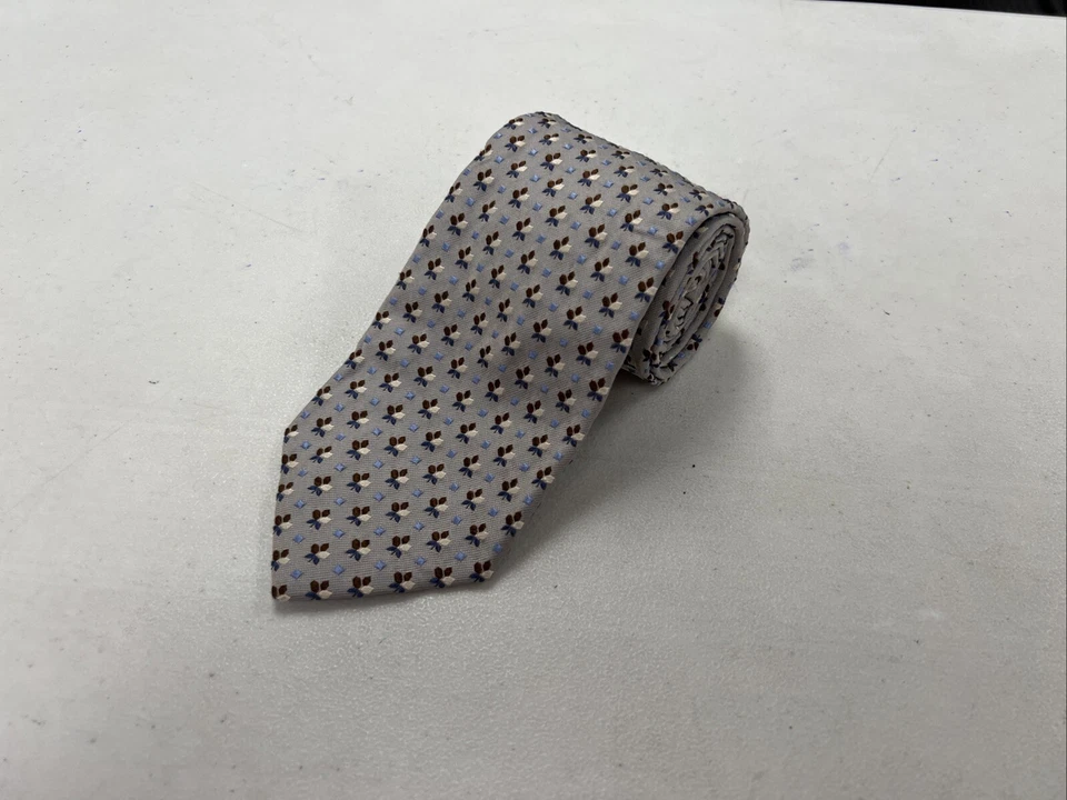 Ermenegildo Zegna Men's Silver Gray Floral Silk Neck Tie $295 - Image 1 of 4