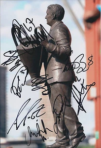 Squad SIGNIERTES Autogramm 12x8 Foto +RD COA CELTIC Brown Ledley Forster Wanyama - Bild 1 von 1