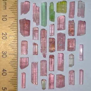 Tourmaline Elbaite crystals loose rough natural gemstones bundle lot 30.5ct - Bild 1 von 7