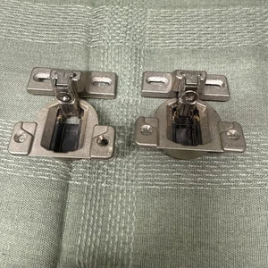 2 Blum COMPACT 110 Hinges 30.310-11.02 Nickel w/ 130.110-01.23 Plate 1/2" - Picture 1 of 11