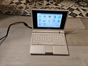 Asus Eee pc 701 Intel Celeron M CPU (600 MHz) 512 Mo RAM 4 Go HDD Linux - Photo 1/22