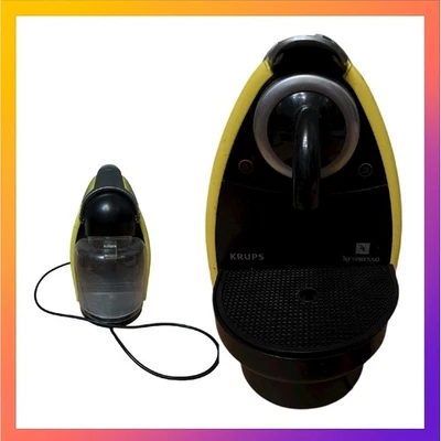 Macchina Macchinetta del Caffè Nespresso Krups a Capsule Usata XN2008 - Immagine 1 di 3