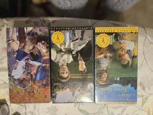 Anne Of Green Gables-The Sequel-The Continuing Story-6 VHS SET-SEALED - Imagen 1 de 3