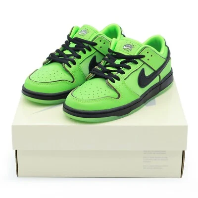 FZ8832-300 The Powerpuff Girls Nike SB PS Dunk Low Pro QS Buttercup (niños) Foto 1 de 4