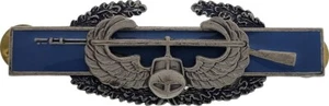 Air Assault Jump Wing US Army Military Combat Infantry Rare Badge CIB Pin - Picture 1 of 1