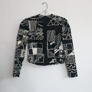 Chaqueta de algodón recortada vintage años 80 negra blanca arte para usar XS - Imagen 1 de 8