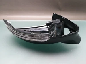 Espejo retrovisor exterior original VW TOUAREG CR7 parte inferior cámara embellecedor 2220.3016V derecho - Imagen 1 de 5