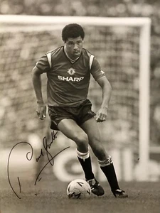 Paul Mc Grath Signed Manchester United Photograph 12x16 - Picture 1 of 1