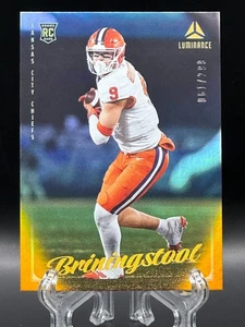 Jake Briningstool 2025 Panini Luminance Rookie Gold/299 RC Chiefs #143 - Imagen 1 de 2