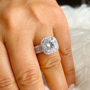 Solid 14k White Gold 3.50 CT Round Cut Moissanite Halo Engagement Wedding Ring - Picture 1 of 6