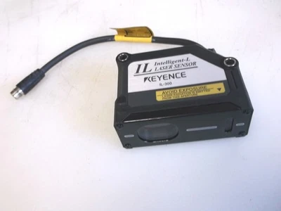 Sensor de alcance láser digital Keyence IL-300 Intelligent-L Foto 1 de 4