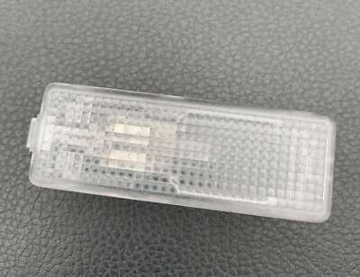 2006 BMW MINI COOPER COUNTRYMAN 325I FRONT FRONT DRIVER DOOR PANEL LIGHT 154890 - Image 1 of 2