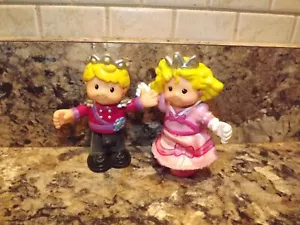 Figuras flexibles Fisher Price Little People príncipe real y princesas - Imagen 1 de 1