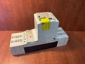 Klockner Moeller NZM N3-AE 400A circuit breaker with NZM3-XR remote operator - Picture 1 of 3