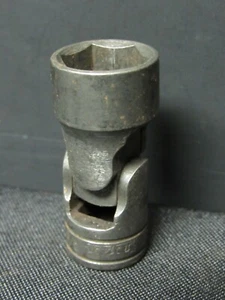 Snap On PFU-20-C Swivel Universal Socket 5/8" 3/8" Drive - Picture 1 of 2