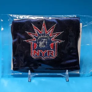 Henrik Lundqvist - 2006-07 UD Mini Jersey, Alternate - Sealed - Picture 1 of 2