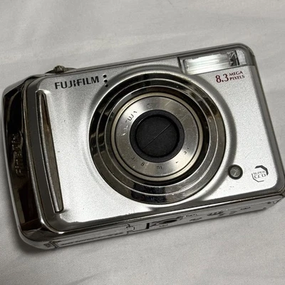 Fujifilm FinePix A800 Silver Compact Digital Camera 8MP Tested Working - Image 1 of 4