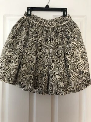 Hermosa falda plisada Bebe con patrón dorado nueva con etiquetas para mujer talla 2 Foto 1 de 3