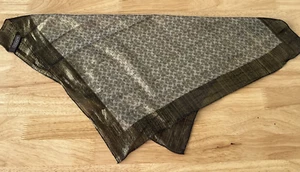 Coach Signature CC Bufanda Metálica Sedosa Clásica Marrón 21" x 21" SUPER ESTADO - Imagen 1 de 6