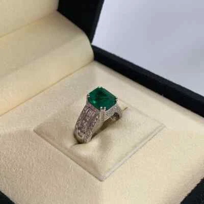 Unique Colombian Green 3.50CT Emerald Cut Emerald & White CZ Engagement Ring - Image 1 of 4