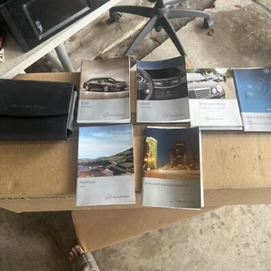 10-13 Mercedes E350 W212 Owners Operator Guide Manual Book Set W/ Black Case Oem - Foto 1 di 8