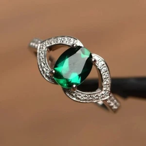 Emerald 925 Sterling Silver Women Ring Oval Cut Lab Created Gemstone Ring - Picture 1 of 5