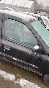 PORTIER RECHTS VOOR Renault Clio II Societe (SB) 7751472476 #115824159 - Imagen 1 de 2