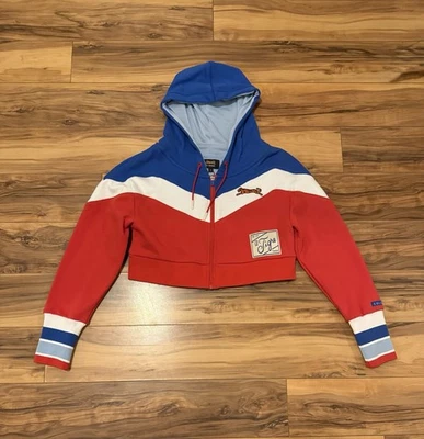 NUEVO CON ETIQUETAS Le Tigre Sudadera con Capucha Corta Mujer Rojo Blanco Azul Bloque de Color M Cremallera Completa Estilo De Colección Foto 1 de 4