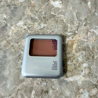 Wet N Wild Silk Finish Pressed Powder Blush 835C Baked Earth NO BRUSH New - Image 1 of 4