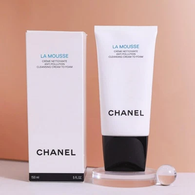 Chanel La Mousse Crema Limpiadora a Espuma 150 ml Foto 1 de 4