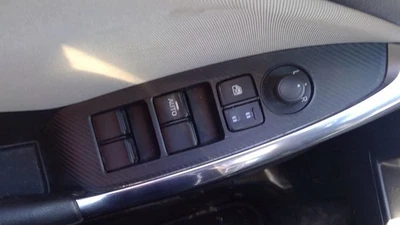 Interruptor de puerta delantera del conductor compatible con 16-17 MAZDA CX-5 5224852 Foto 1 de 4