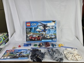 Lego City 60138 High-Speed Chase 2017 - Complete W/Box & Instructions Retired