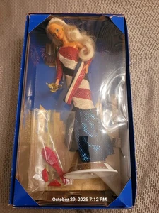 Mattel Barbie 1995 FAO Schwarz Freiheitsstatue 14664 NRFB Special Edition - Bild 1 von 3