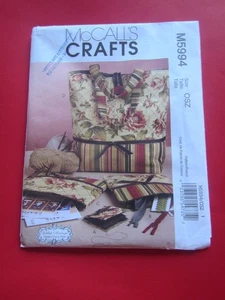 McCall's Crafts Muster M5994 Tragetasche Reißverschluss & Nadelhüllen ungeschnitten kostenloser Versand - Bild 1 von 5