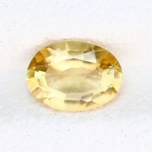 0.58 Ct Fair Perfect Oval 6.6 x 4.9 MM Golden Yellow Brazil Natural Beryl - Foto 1 di 5