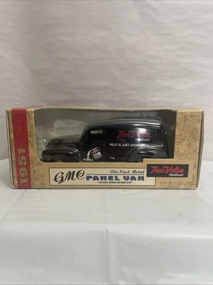 ERTL TRUE VALUE HARDWARE 1951 GMC PANEL VAN 1/25 SCALE LOCKING COIN BANK NIB!! - Image 1 of 4