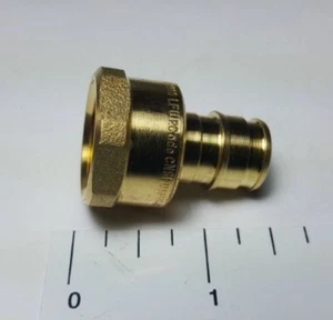 Adaptador de expansión NPT hembra 5 piezas XFITTING 1/2" Pex A x 1/2", sin plomo, F1960 - Imagen 1 de 7