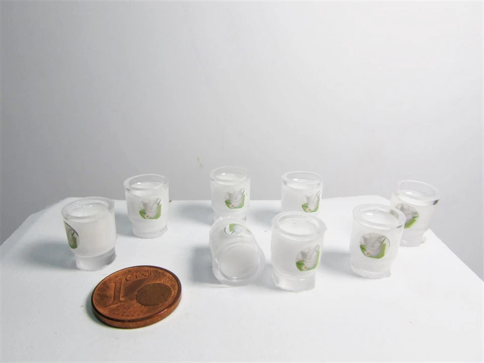 SMILETIGGERS MINIATUREN *~ * 2 Gläser mit Milch *~*