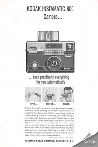 Kodak Instamatic 800 1965 cámara anuncio impreso vintage - automático, lente de f/2,8 - Imagen 1 de 1