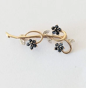 Gorgeous 9 Carat Gold Flower Brooch with Sapphire Gemstone and Diamond - Picture 1 of 3