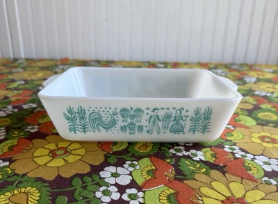 Vintage Pyrex Amish Butterprint Refrigerator Dish (0503) 1 1/2 Quarts - Image 1 of 4