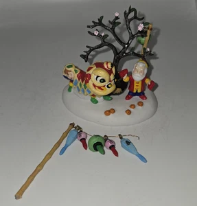 Department 56 Christmas Around The World China 807243 North Pole Series - READ - Picture 1 of 8